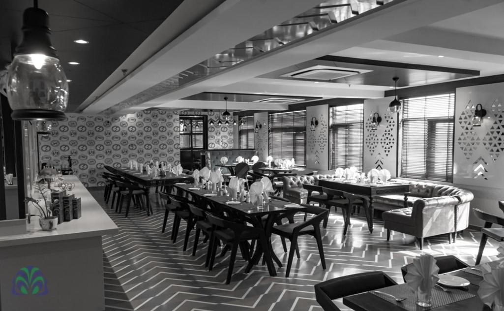 Hotel Basant Vihar Palace Биканер Экстерьер фото