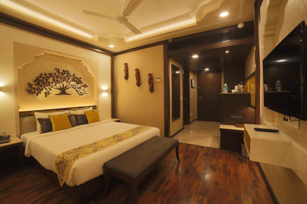 Hotel Basant Vihar Palace Биканер Экстерьер фото
