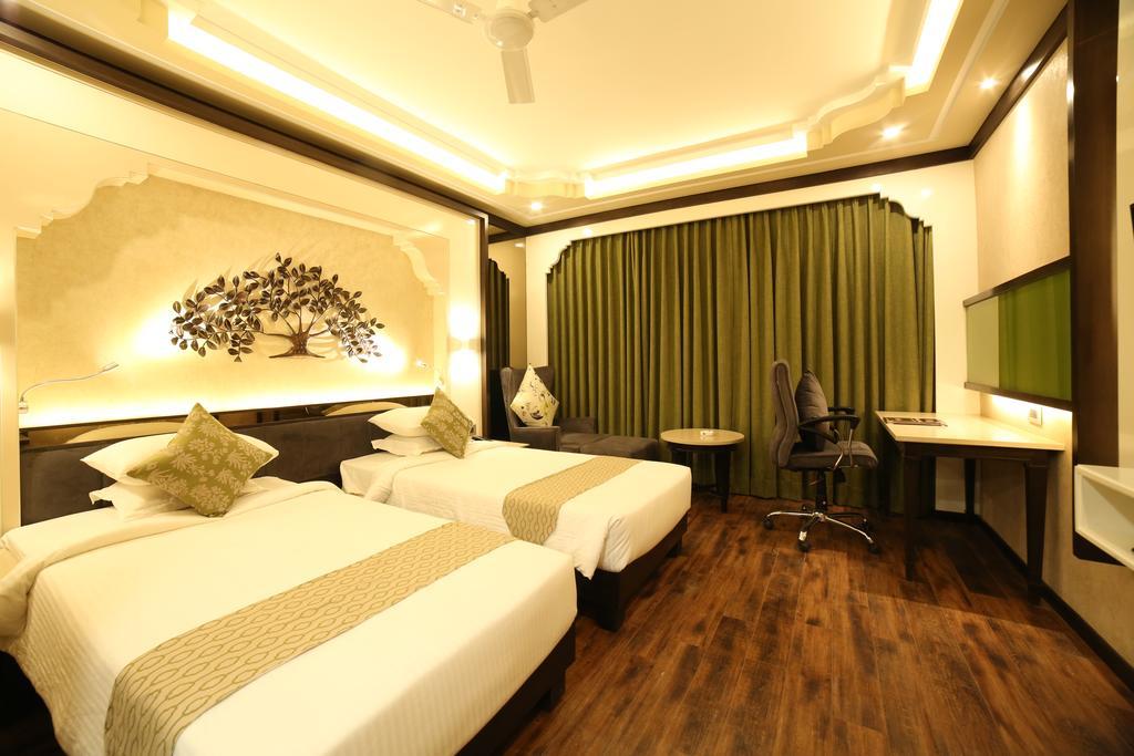 Hotel Basant Vihar Palace Биканер Экстерьер фото