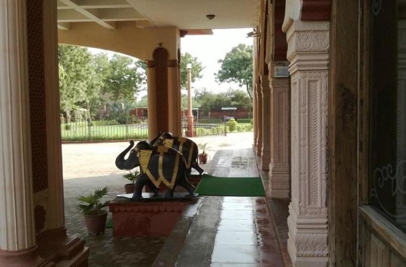 Hotel Basant Vihar Palace Биканер Экстерьер фото