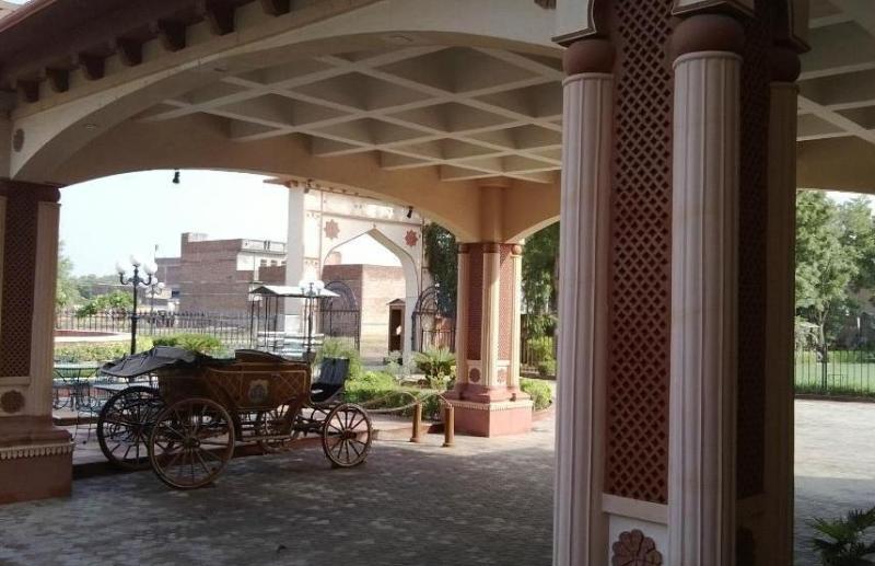 Hotel Basant Vihar Palace Биканер Экстерьер фото